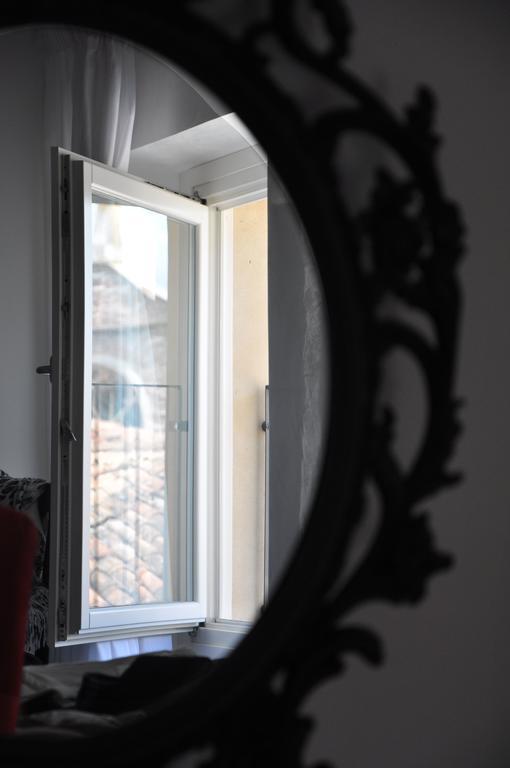 Casa Fola - City Centre Rooms Verona Dış mekan fotoğraf